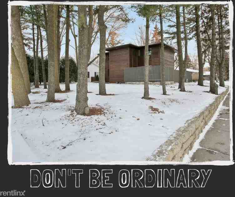 1920 N Outagamie St - Photo 2 of 16