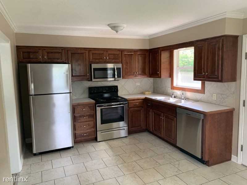 723 S Central St - Photo 2 of 16