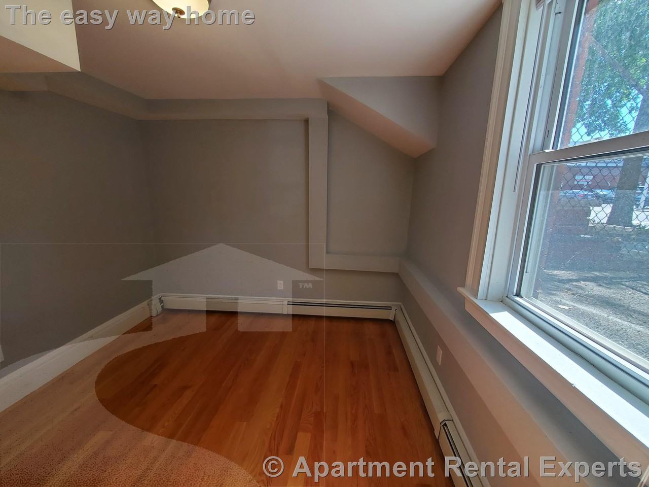 223 Broadway #5 - Photo 7 of 12