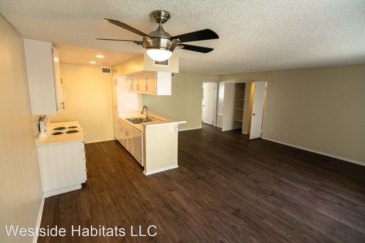 25016 Walnut Street - Photo 2 of 9