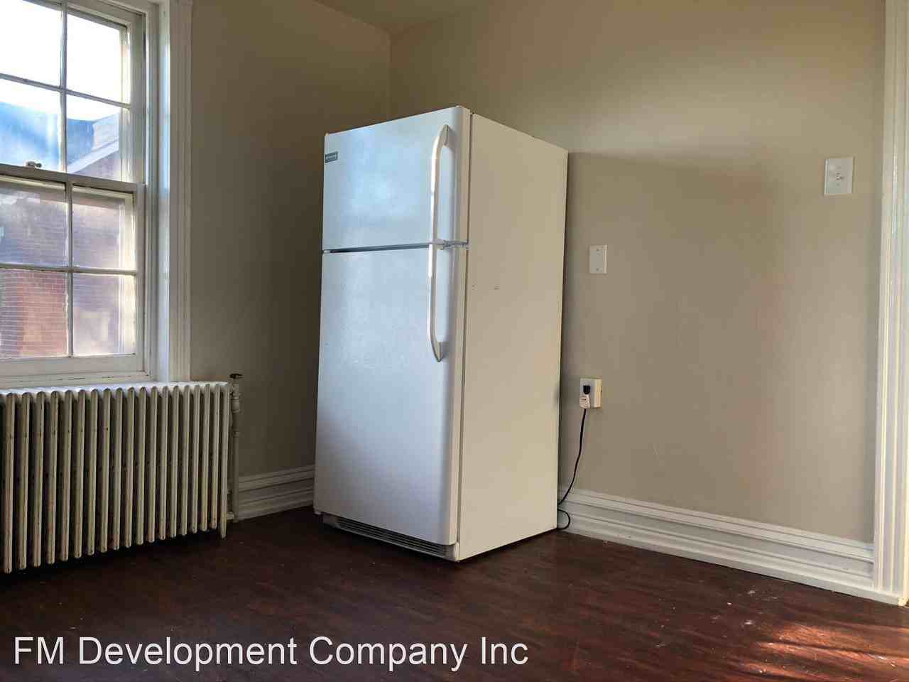 421 W. 2nd St. - Photo 3 of 11