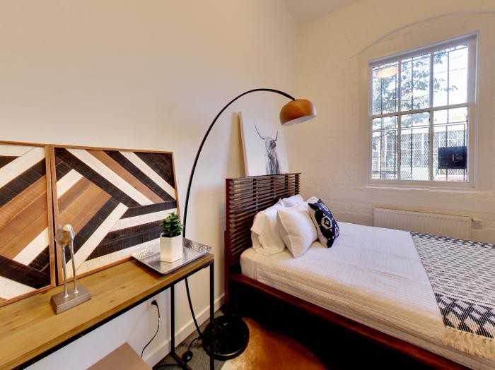 1731 15th St - Photo 2 of 17