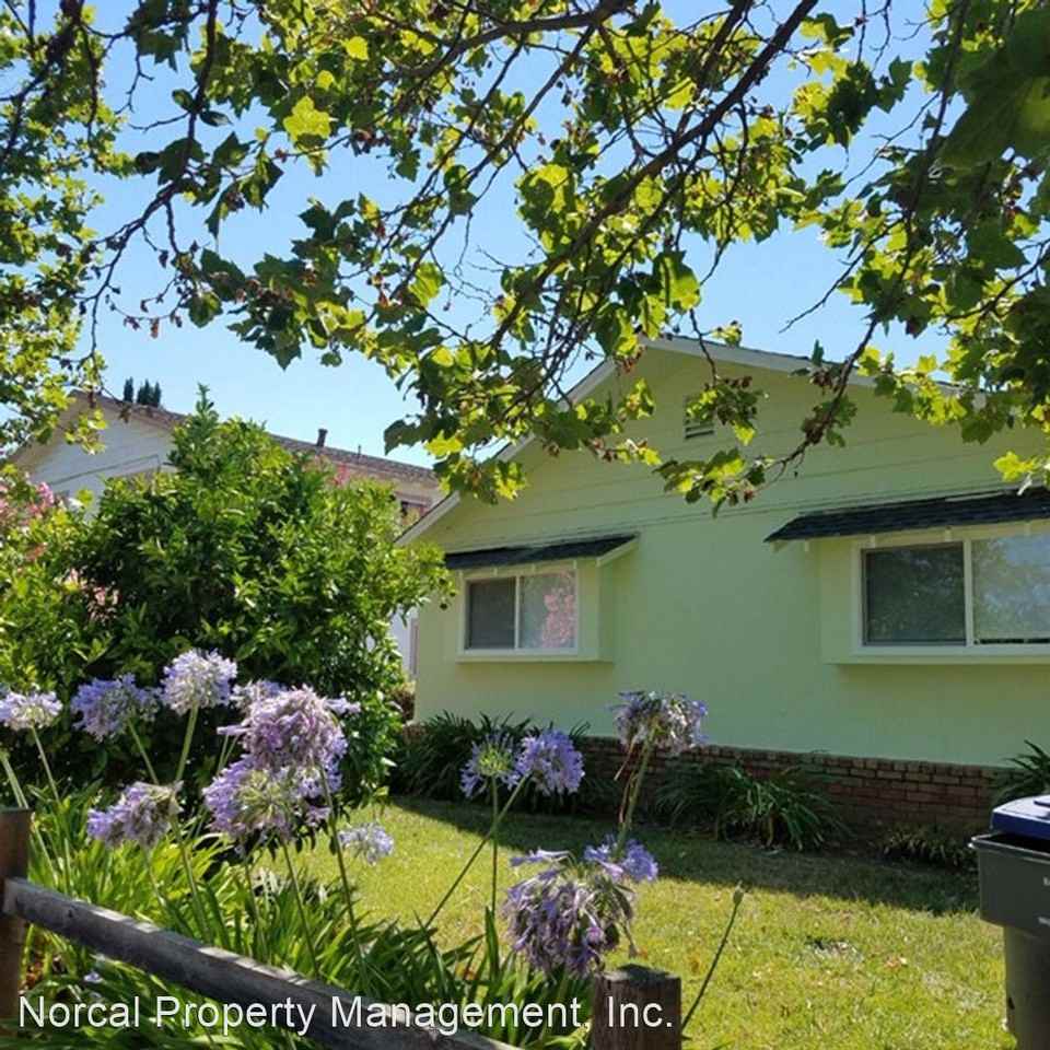 1325 Warner Ave - Photo 2 of 15