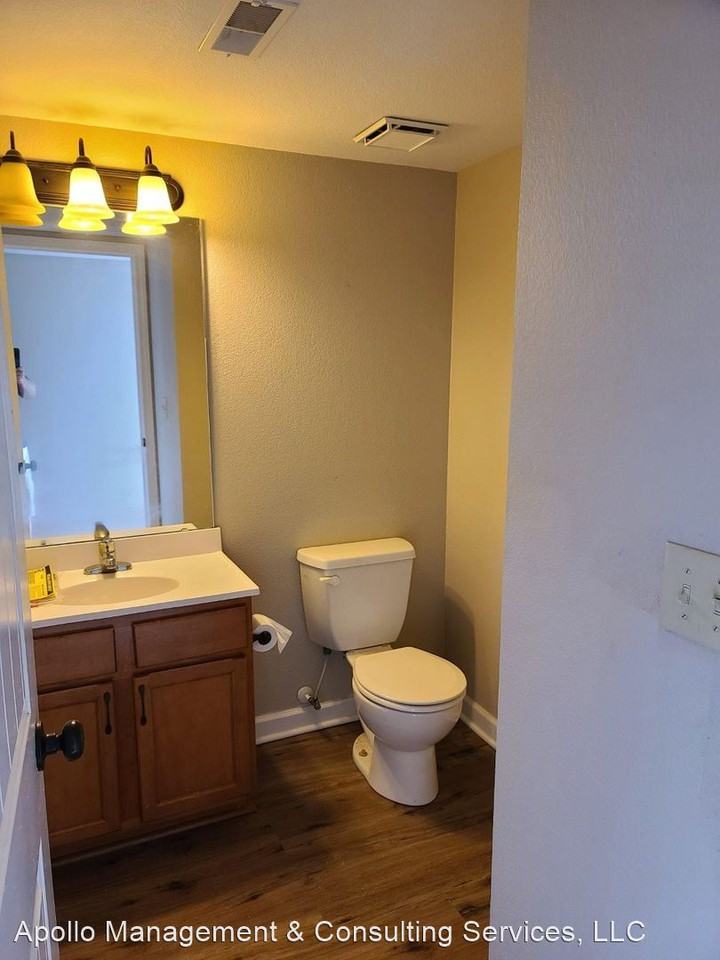 13770 Post Oak Ln - Photo 3 of 20