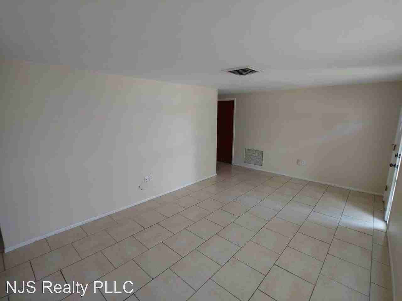 4853 Alcea St - Photo 2 of 8