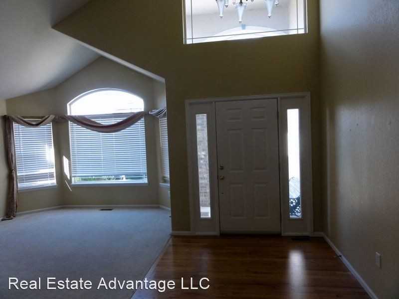 9873 Quay Way - Photo 2 of 21