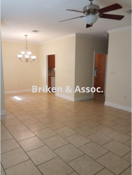 612 Sulphur Ave - Photo 4 of 9