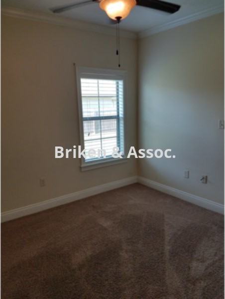 612 Sulphur Ave - Photo 6 of 9