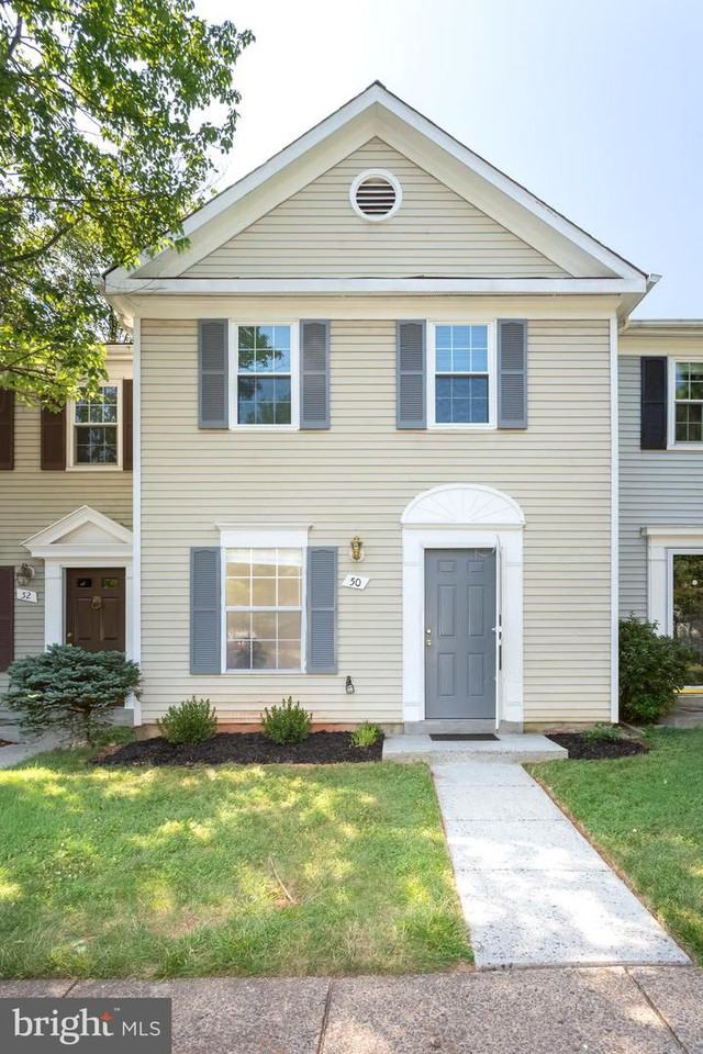 50 Benton Ct - Photo 2 of 21