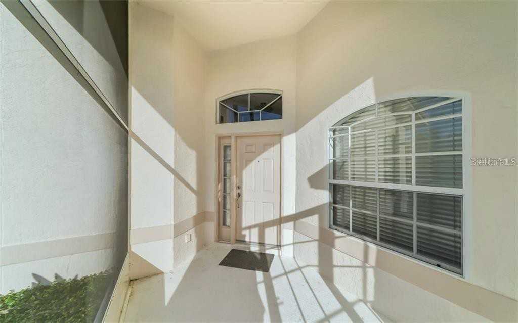 4626 Samoset Dr - Photo 3 of 48