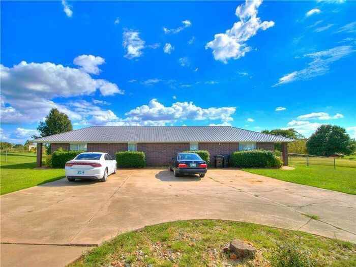 2313 County Road 1222 - Photo 2 of 21