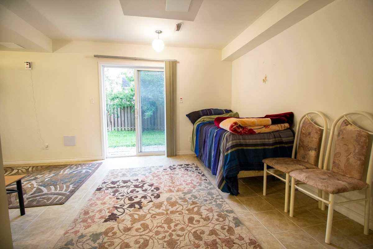 50 Matthew Boyd Crescent - Photo 3 of 4