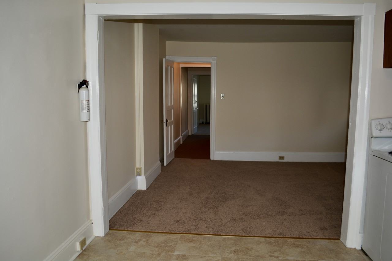 240 E Lancaster Ave #D - Photo 2 of 5