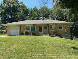 featured image of 1804 N Howard Dr