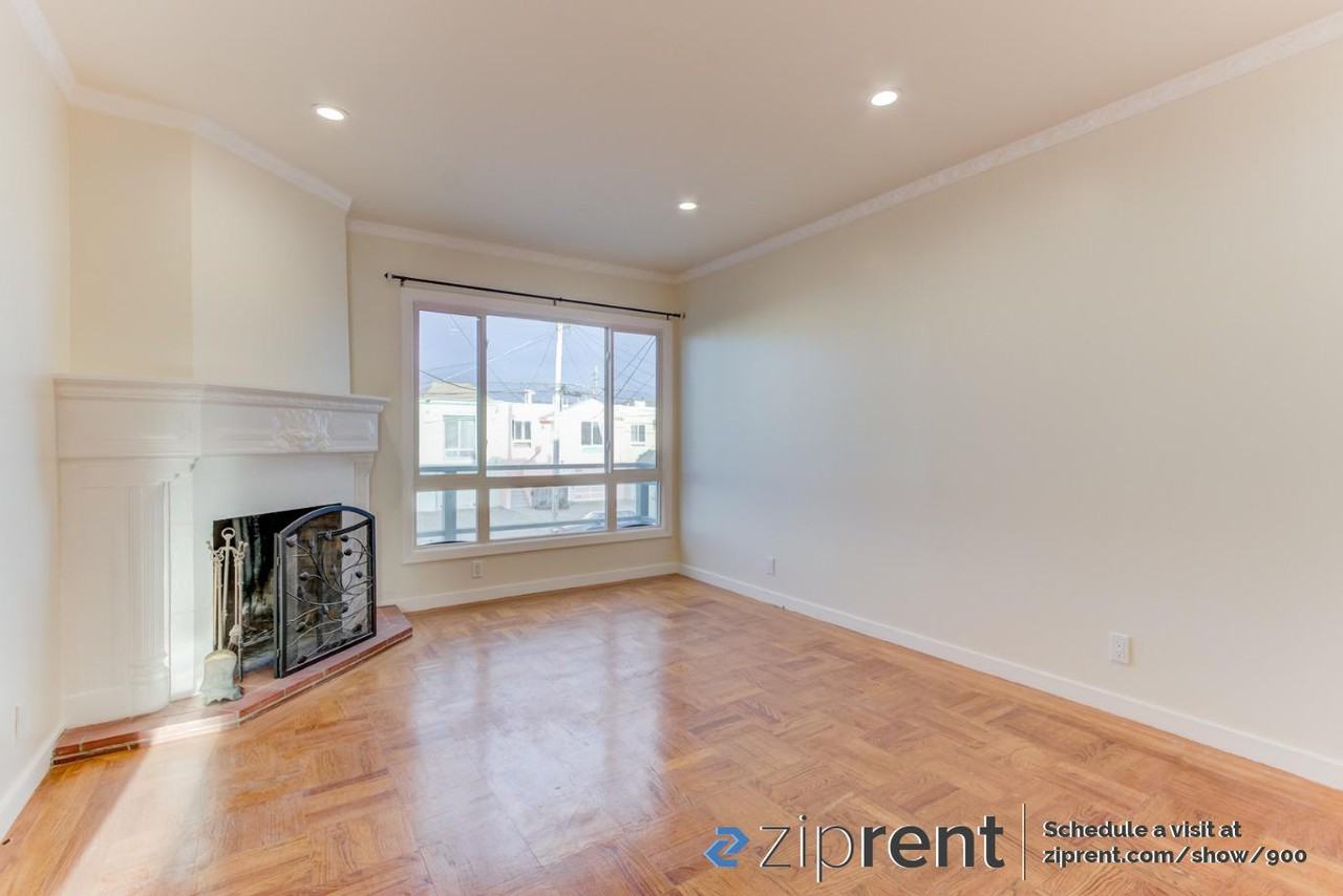 1667 47th Ave - Photo 3 of 10