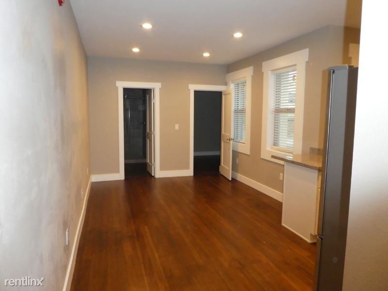 702 702 4th Ave E 104 - Photo 2 of 7