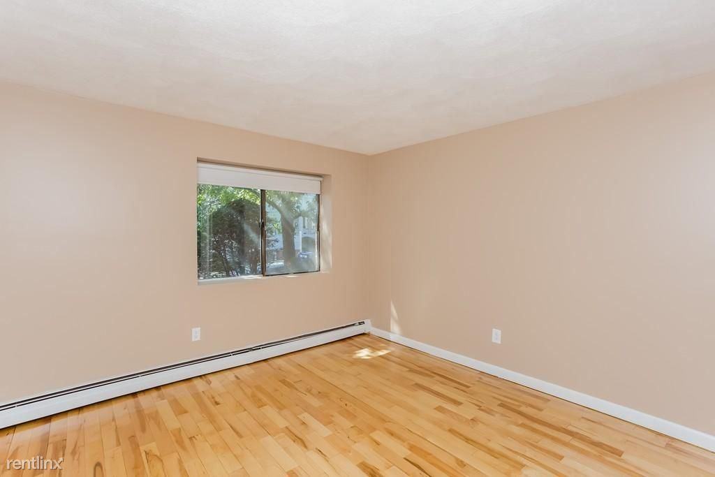 84 Grant St - Photo 3 of 8