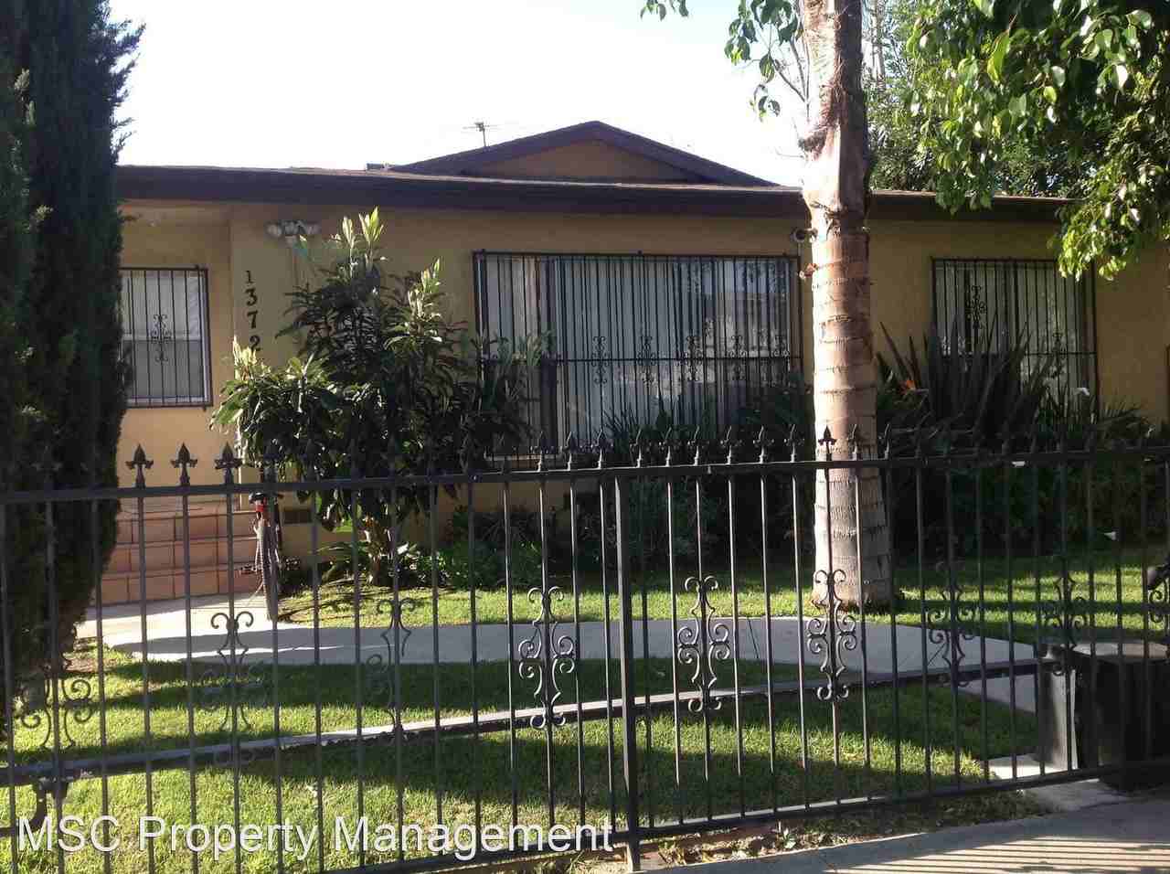 1372 W 36th St - Photo 2 of 4