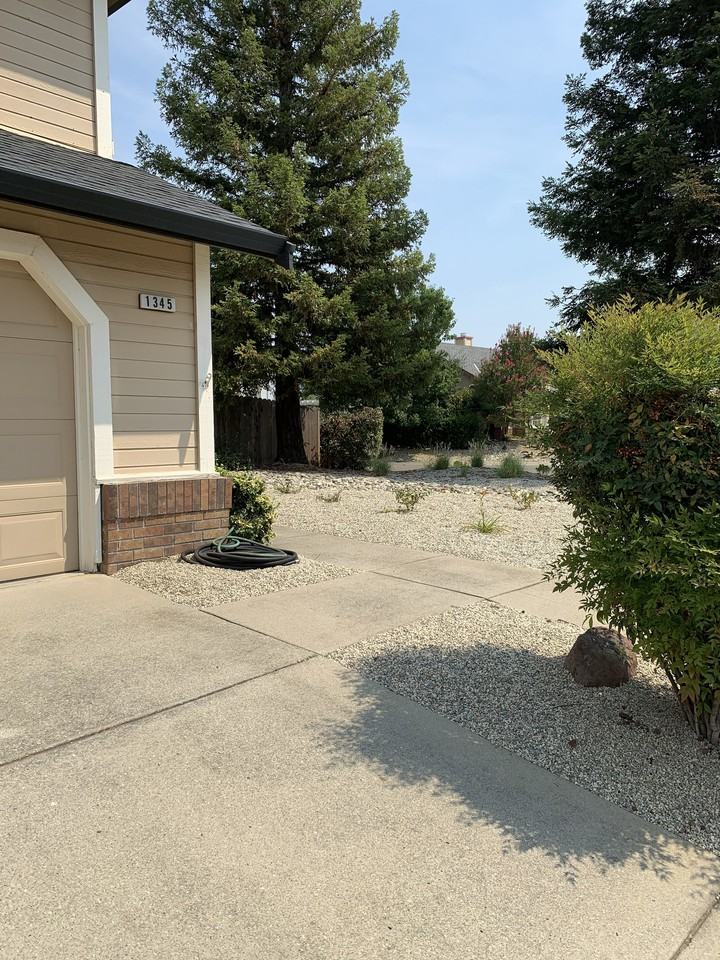 1345 Muscat Cir - Photo 2 of 44