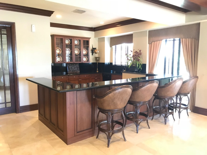 2809 Amalei Dr - Photo 3 of 6