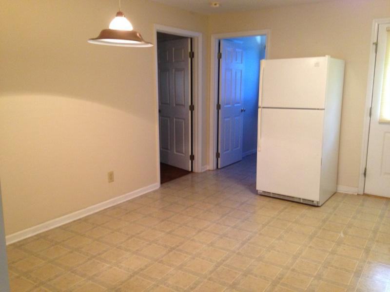 7909 Zebulon Rd - Photo 2 of 5