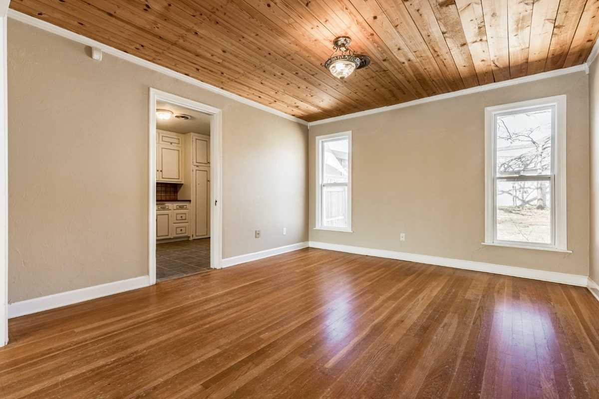 1733 Nw 63rd St - Photo 2 of 9