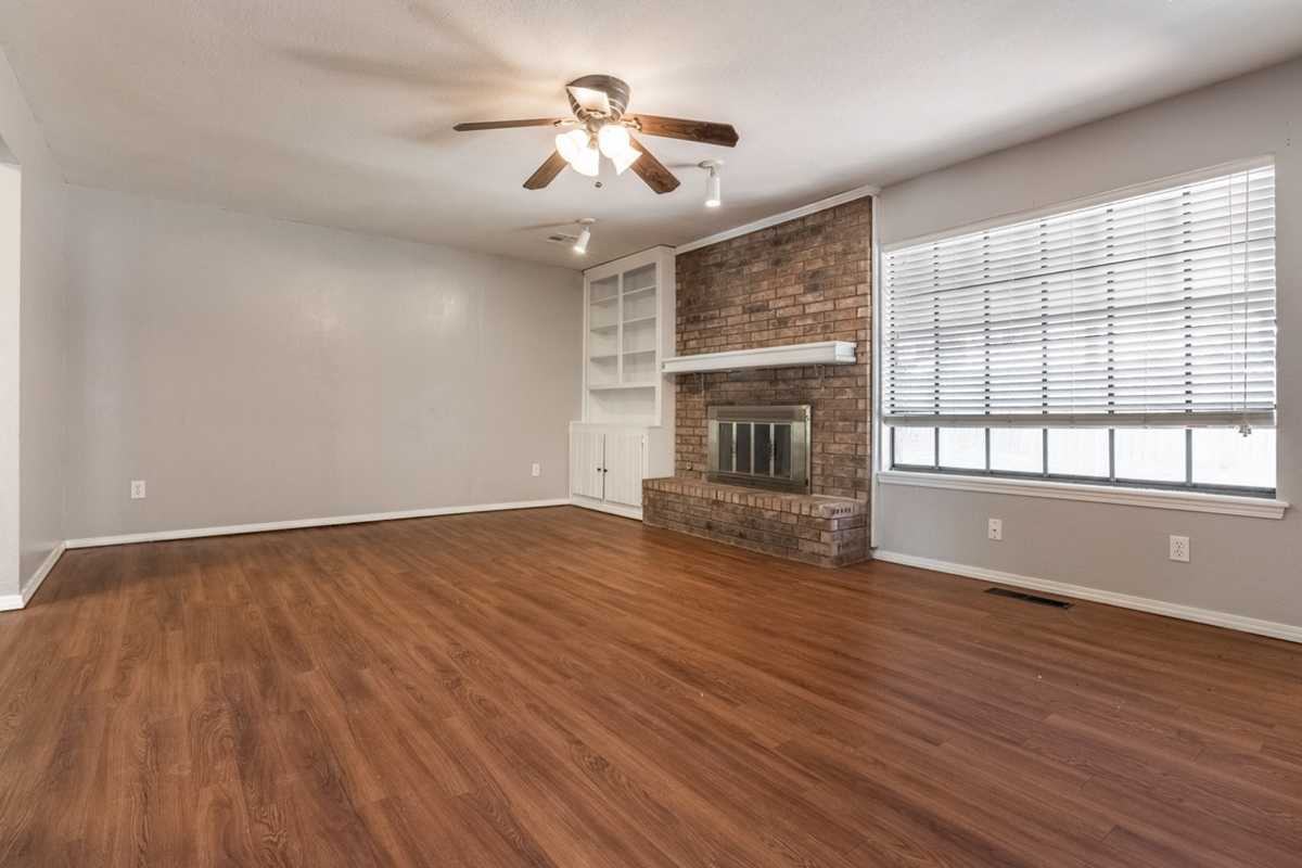 2408 Butternut Pl - Photo 2 of 12