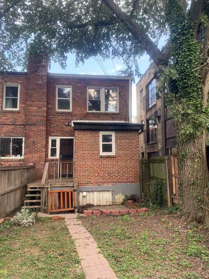 Brown St NW & Newton St NW - Photo 4 of 27