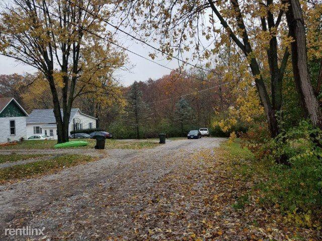 618 Coolidge Ave - Photo 2 of 9