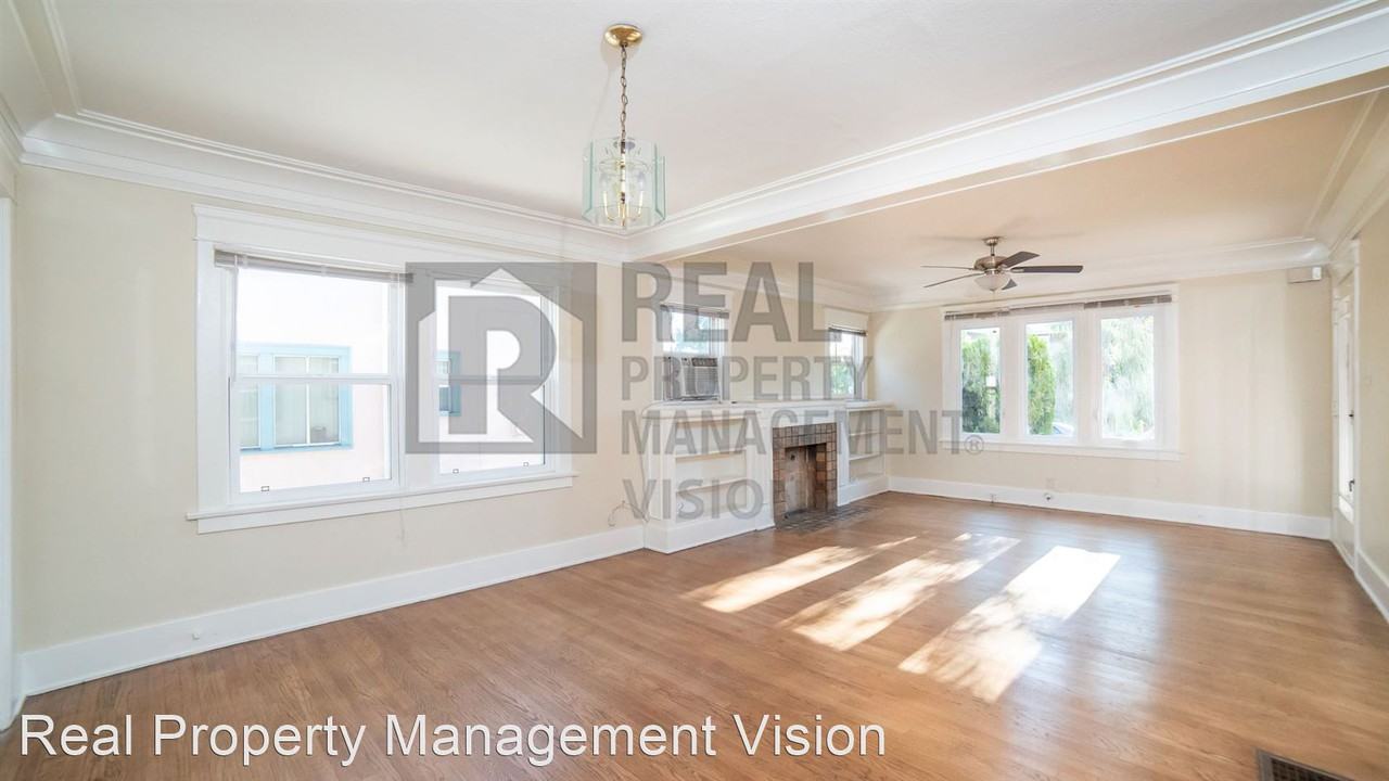 620 S Louise Street - Photo 2 of 10