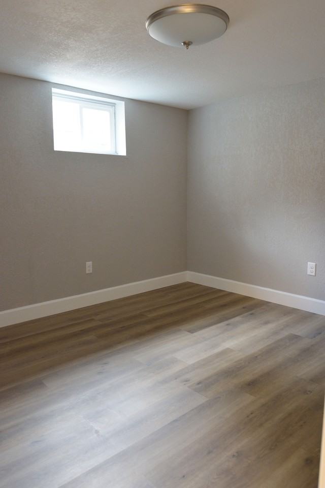 2215 E 17Th St - Photo 3 of 13