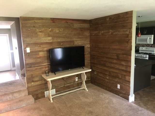 936 Golden Way Nw - Photo 3 of 15