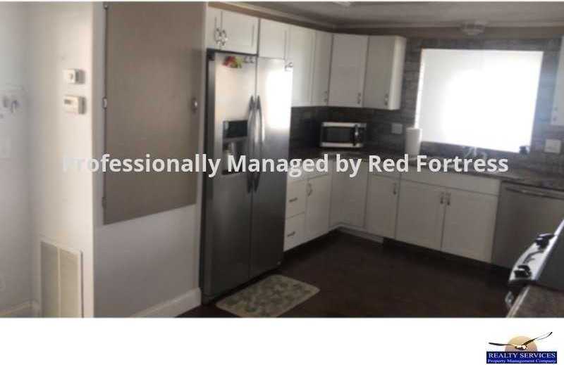 4689 Tahiti Dr - Photo 3 of 10