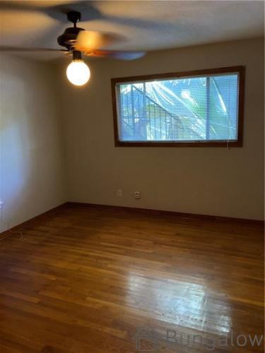 Avenue Avenue B - Photo 3 of 6