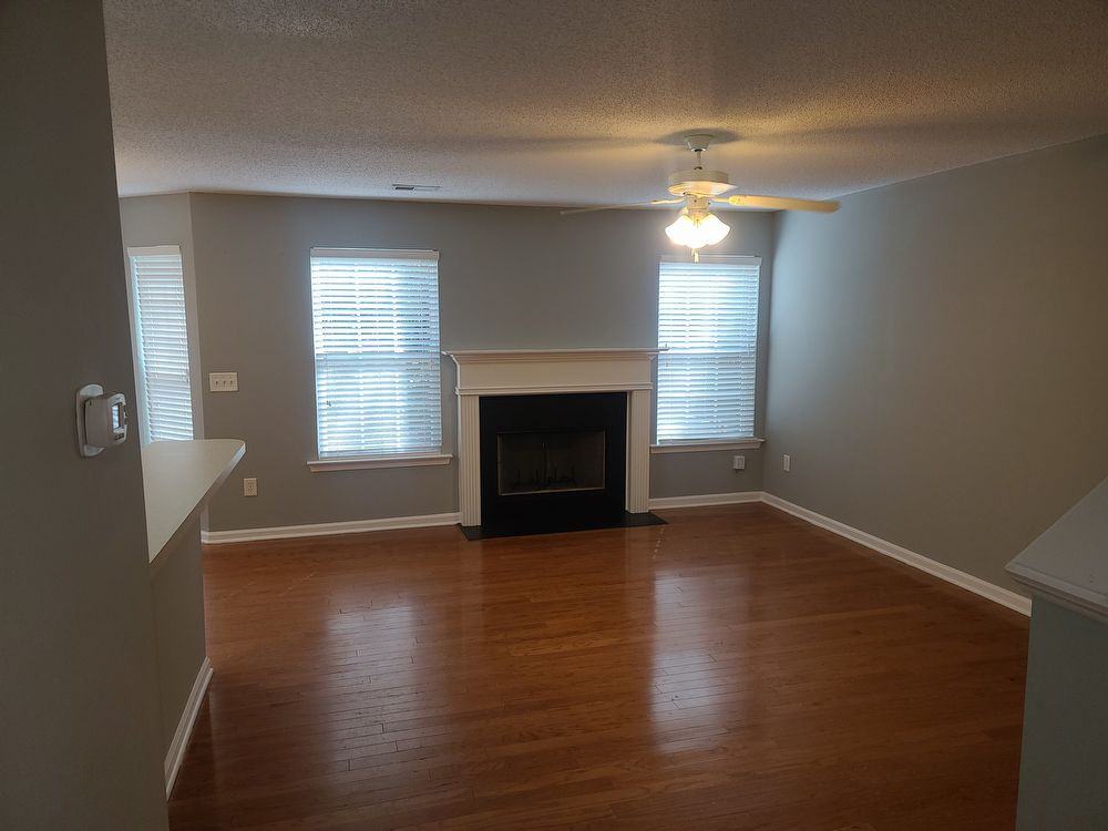 599 Fox Creek Xing - Photo 2 of 18