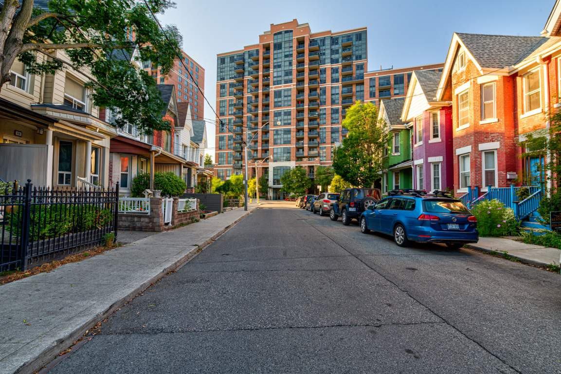 61 Heintzman Street #1412 - Photo 2 of 18