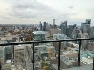 488 University Avenue #4001