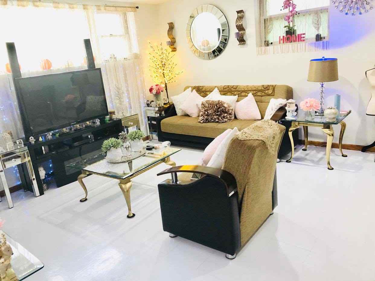 7530 N Oakley Ave - Photo 2 of 30