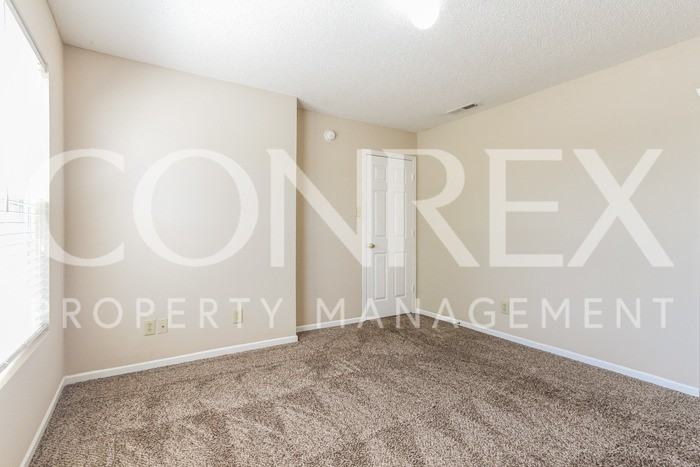 8706 Hosta Way - Photo 2 of 10