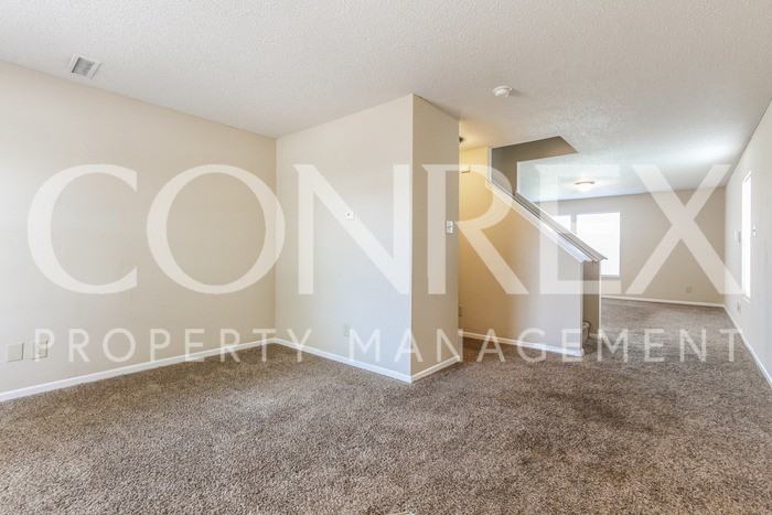 8706 Hosta Way - Photo 3 of 10