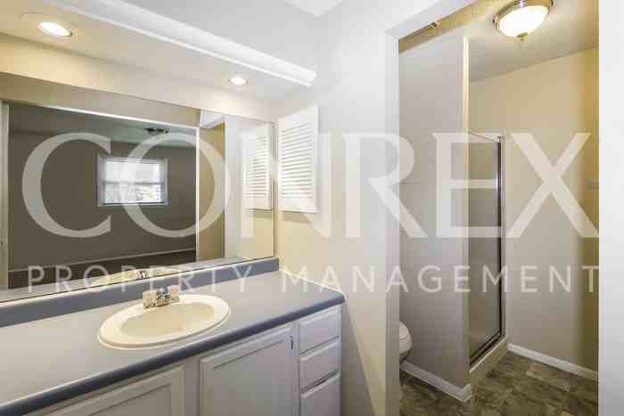 10305 Heather Hills Rd - Photo 3 of 11