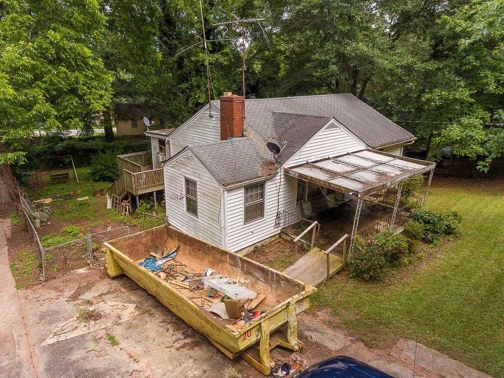 1624 Pontiac Pl Se - Photo 3 of 10