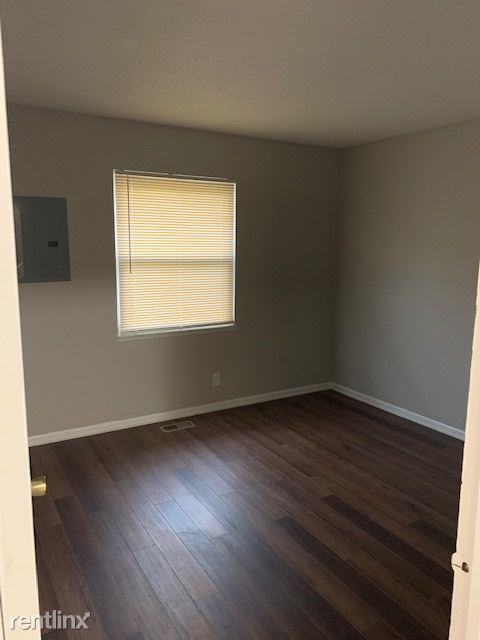 3320 Lupine Dr - Photo 3 of 10