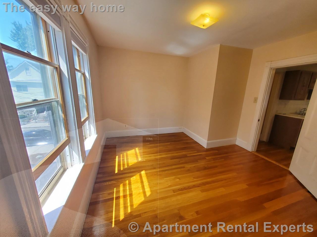28 Claremon St #2 - Photo 2 of 12