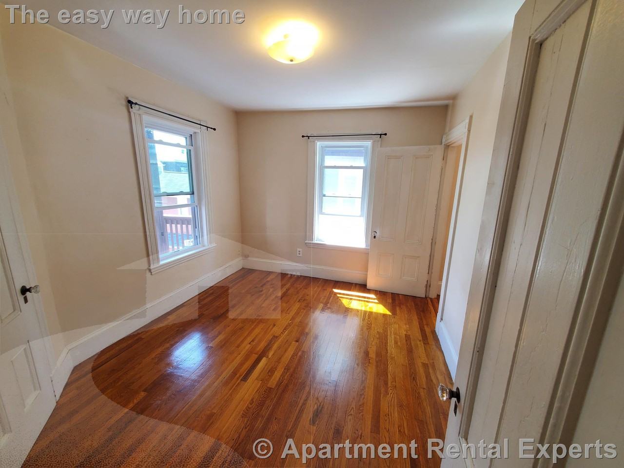 28 Claremon St #2 - Photo 4 of 12