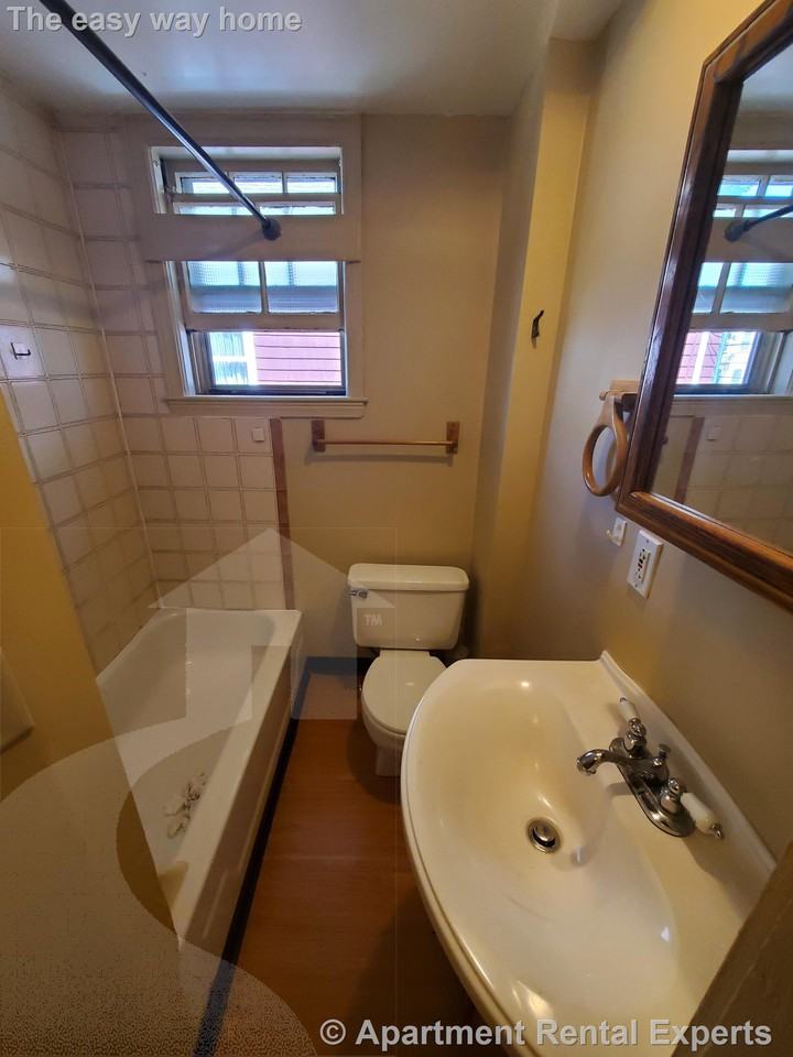 28 Claremon St #2 - Photo 7 of 12