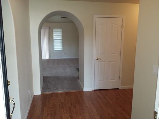 2487 Castlewood Dr - Photo 3 of 20