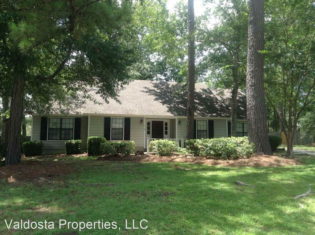 2834 Willow Wood Cir - Photo 2 of 32