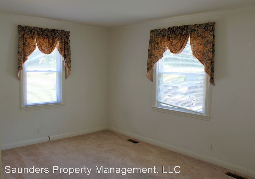 2780 Edwards St - Photo 2 of 18