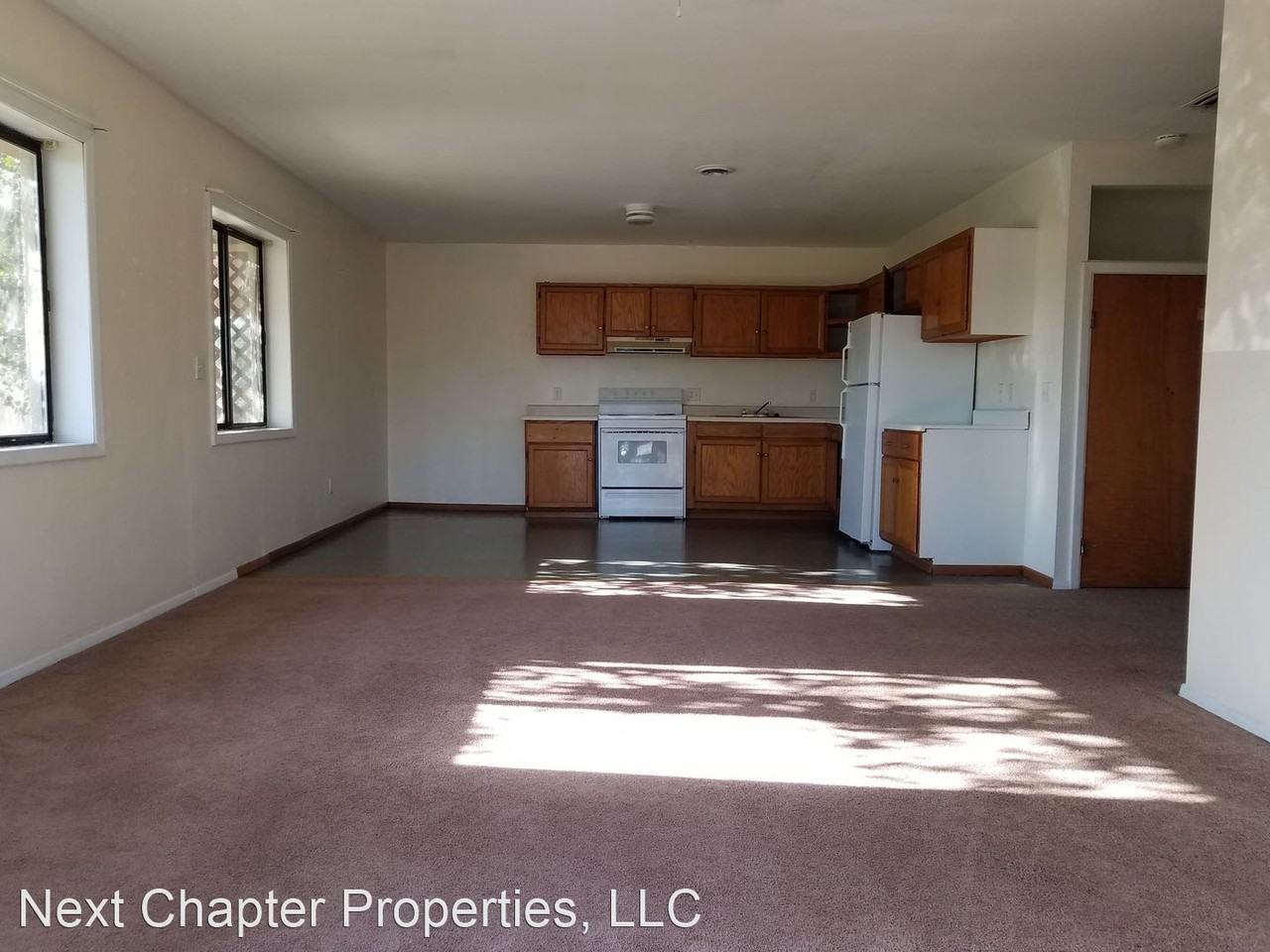 2125-2127 Pioneer Road - Photo 3 of 10